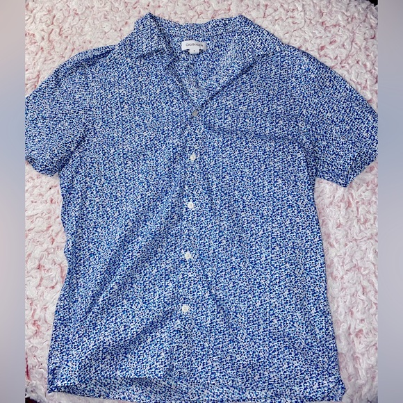 Calvin Klein short sleeve button down ! - Picture 1 of 2